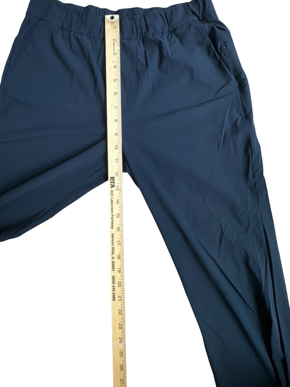 Vuori Women’s Navy Performance Lightweight Travel Pants Size Medium - Picture 5 of 7